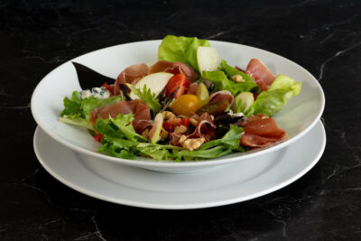 Ensalada de jamón serrano